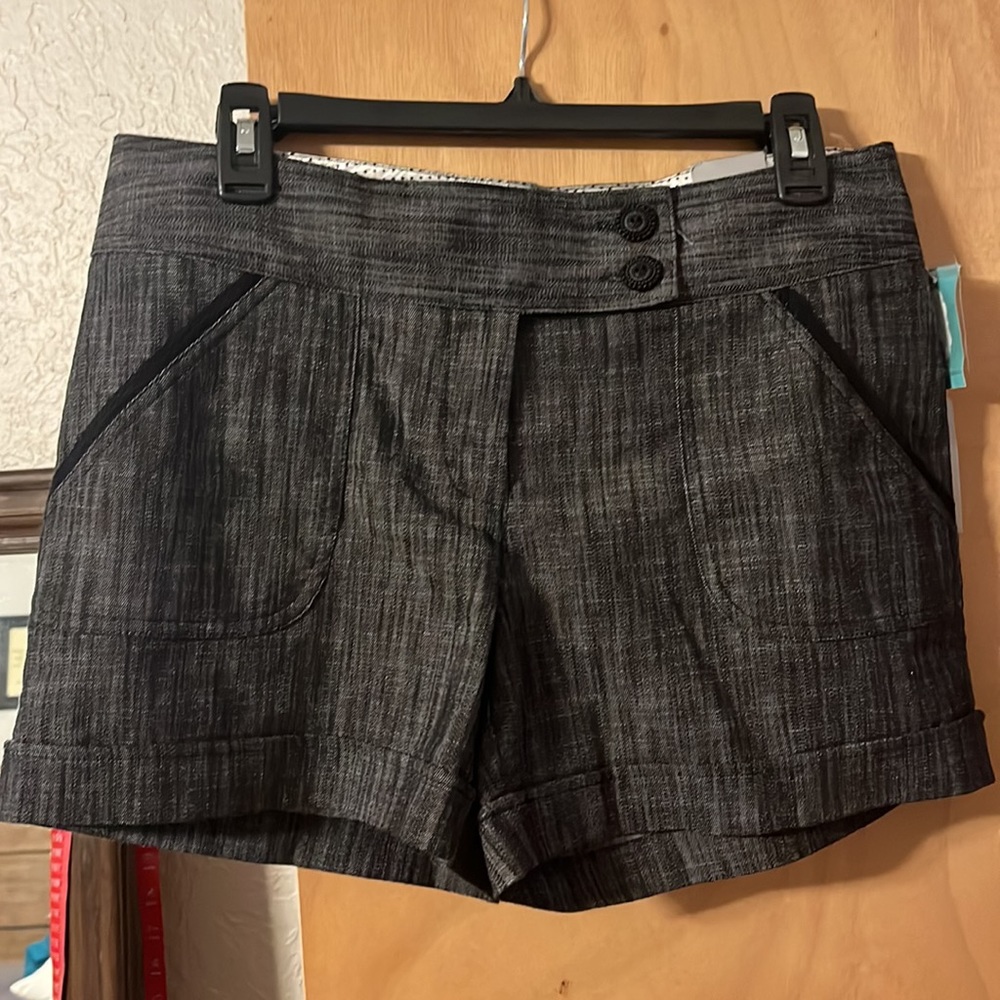 MAURICES “I AM SMART “ SHORT SIZE 9-10